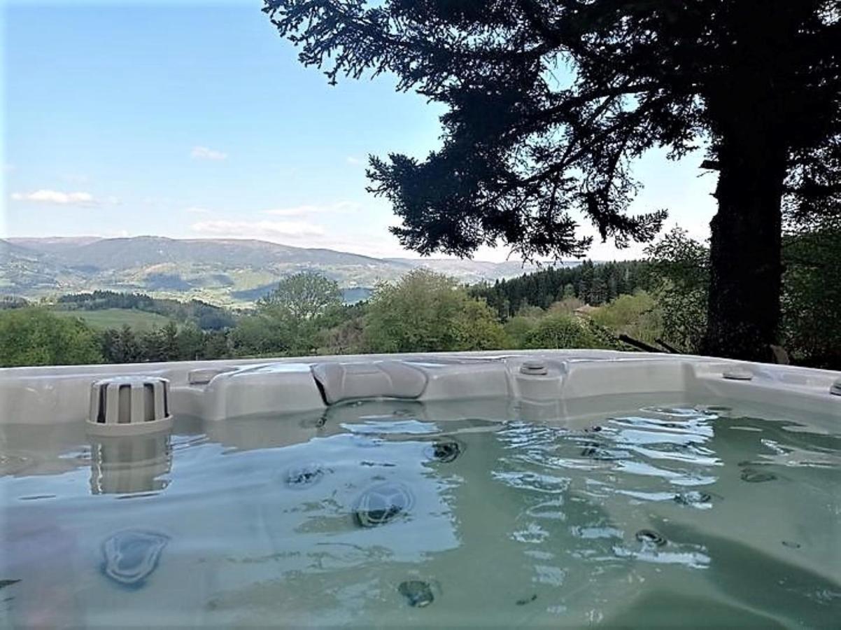 Bed and Breakfast L'Embellie Bertignat Exterior foto