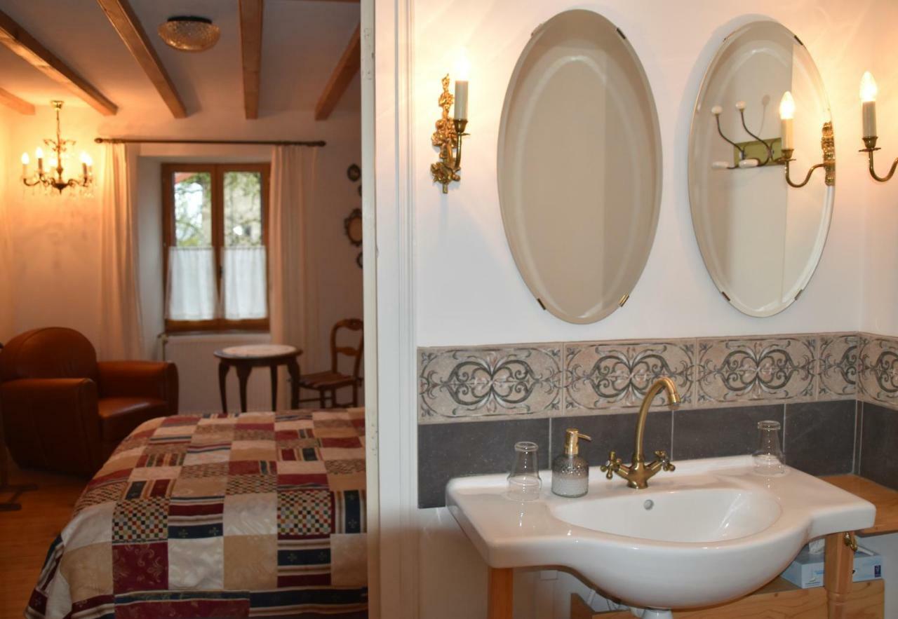 Bed and Breakfast L'Embellie Bertignat Exterior foto