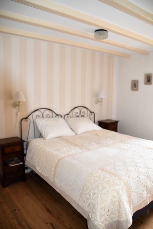 Bed and Breakfast L'Embellie Bertignat Exterior foto